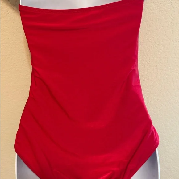 La Blanca Ruched Tummy Control One Piece Swimsuit size 8 Medium - Picture 3 of 7